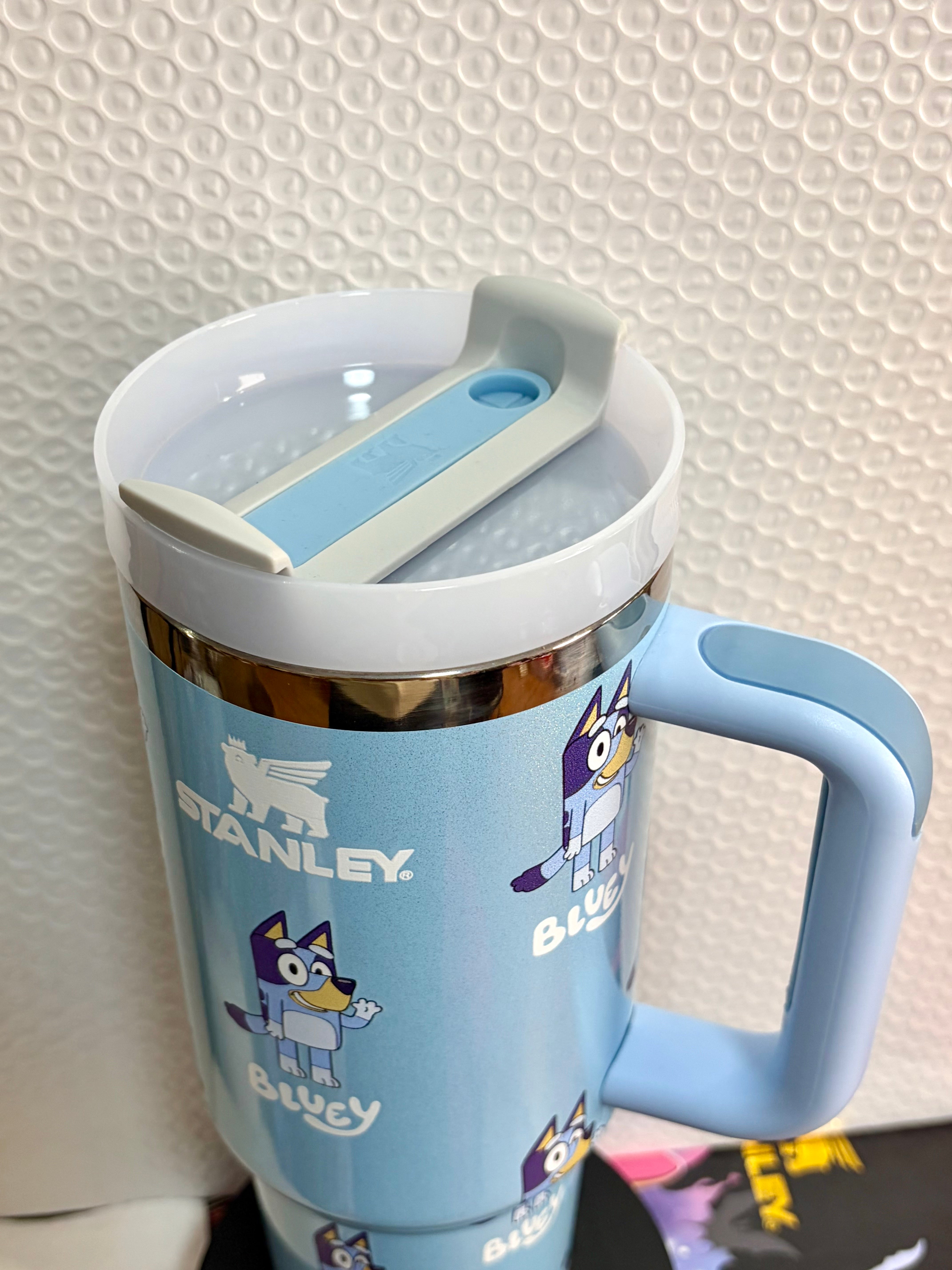 Bluey tumbler 40 oz